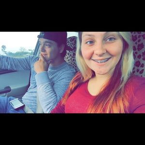 Meet your Posher, Macie