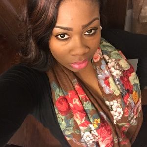 Meet your Posher, Shaquita