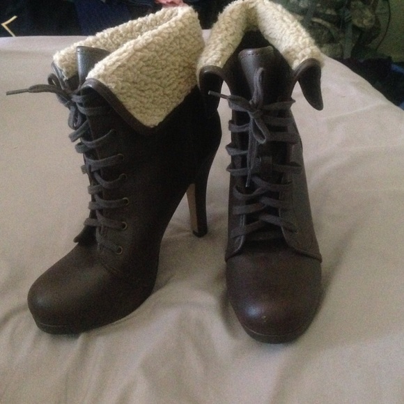 Madden girl booties - Picture 2 of 2