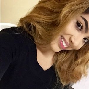 Meet your Posher, Vanessa