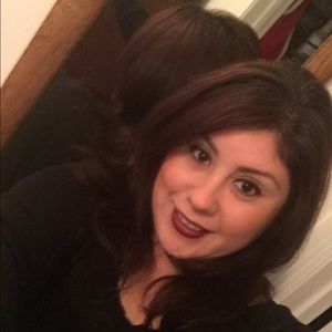 Meet your Posher, Karla