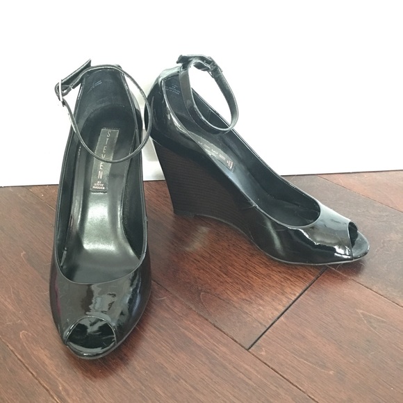 Steven by Steve Madden Black Wedges