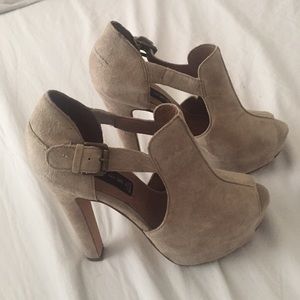 Steven suede pumps