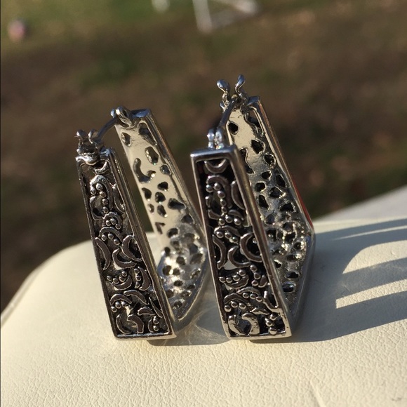 Lia Sophia Earrings