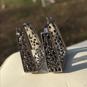 Lia Sophia Earrings
