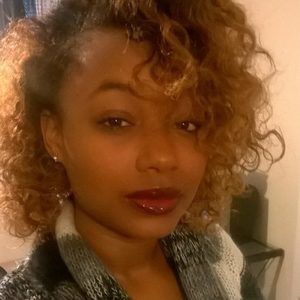 Meet your Posher, Isha