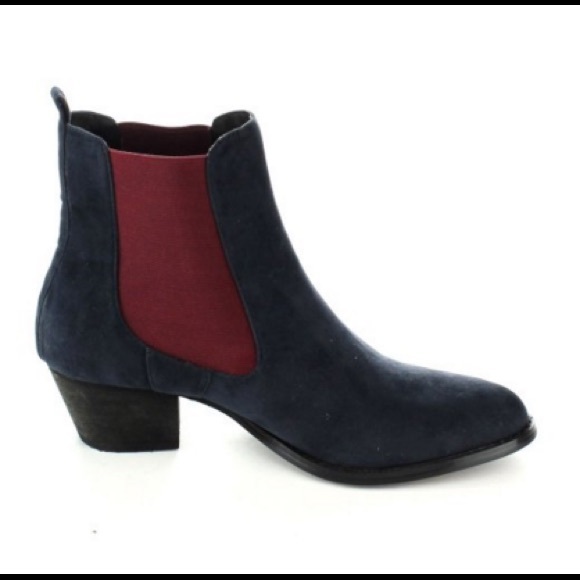Urban Outfitters Shoes - Navy and Burgundy Boots