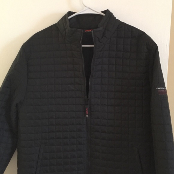 REDUCED!!!! DKNY quilted Women's Jacket size L