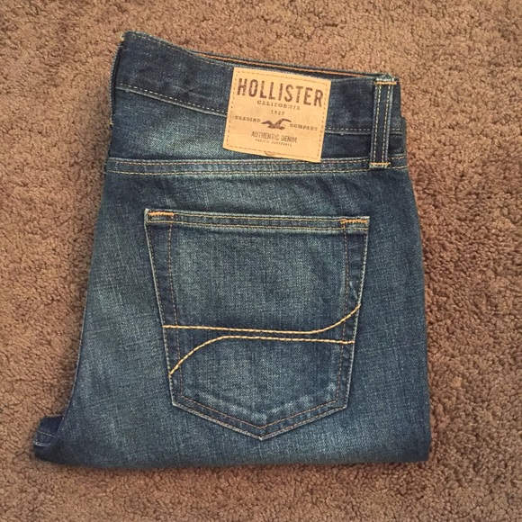 Hollister jeans 🔴SOLD🔴