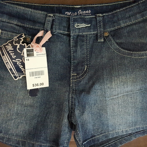 Miss Stretch Jean Shorts