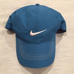 NWOT Blue Nike Hat