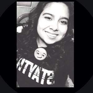 Meet your Posher, Lena