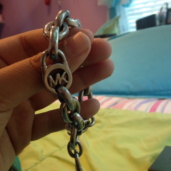 Michael Kors toggle bracelet ❤️