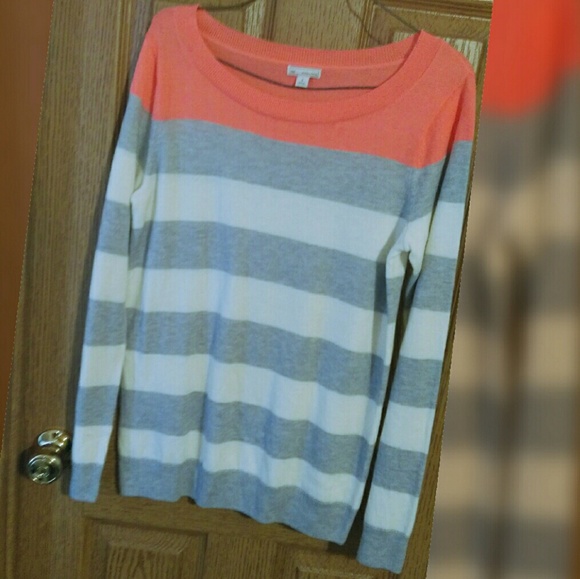 Gap Sweater