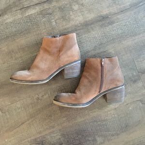 Naturalizer -- so comfy cute booties!