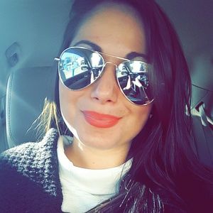 Meet your Posher, Amber