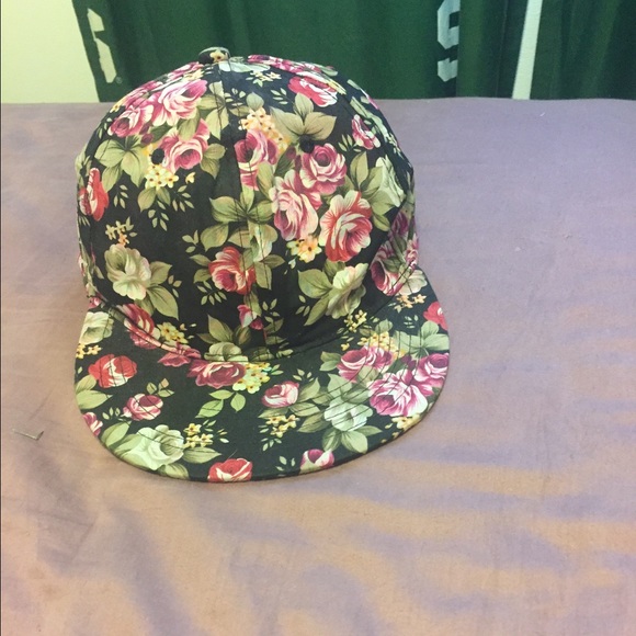 floral snapback from neff - Picture 1 of 1
