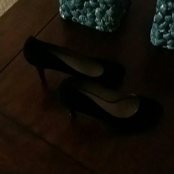 Black shoes