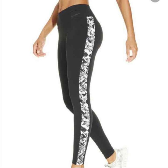 New nike legendary leggings