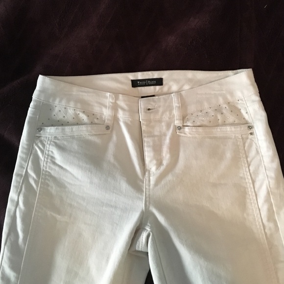 White House black market jeans in white