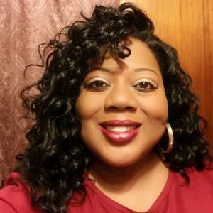 Meet your Posher, Mia