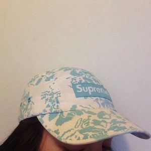SUPREME HAT