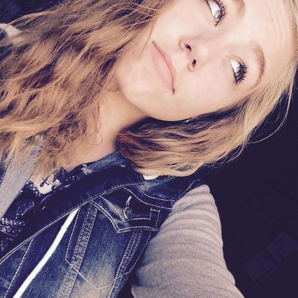 Meet your Posher, Bree - Picture 1 of 1