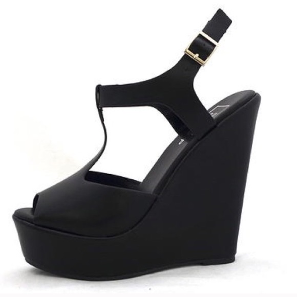 ShuShop Black Wedges - Picture 4 of 4