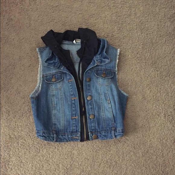 JEAN HOODY VEST