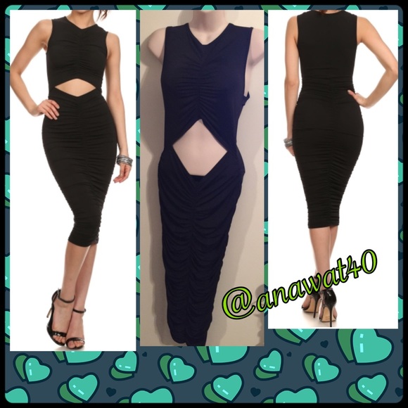 Dresses & Skirts - Cutout Ruched Midi Dress Size Small