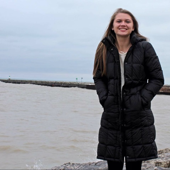 Meet your Posher, Emily - Picture 4 of 4