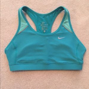 SOLD Nike sports bra