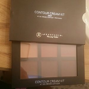 Contour cream kit!