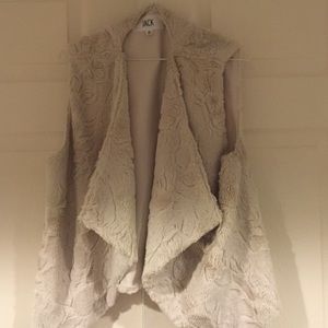 Jack size Medium faux fur vest