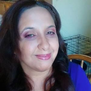 Meet your Posher, Leticia