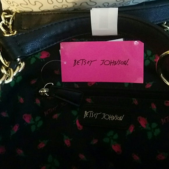 SOLD OUT Betsey Johnson Bow Nanza Satchel - Picture 3 of 3