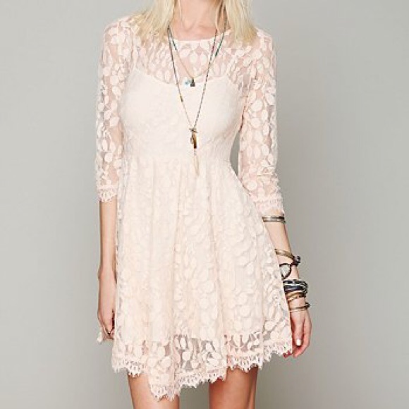 🎉1HOUR SALE🎉Free People White Lace Dress