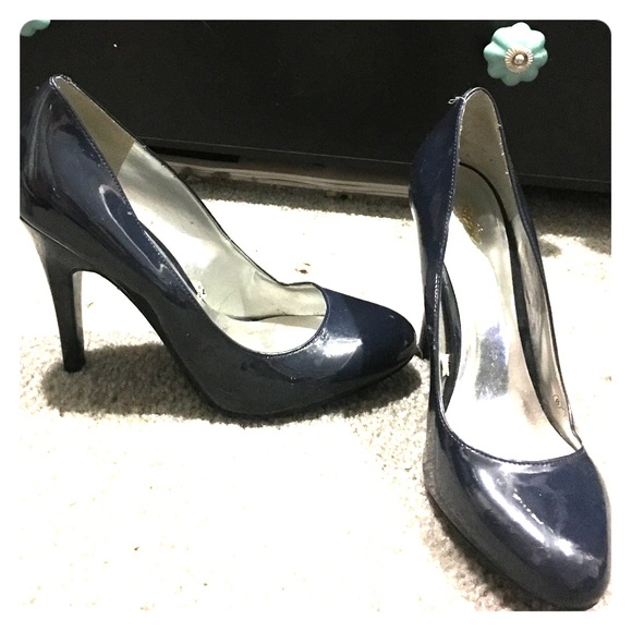 Mossimo Navy patent leather heels