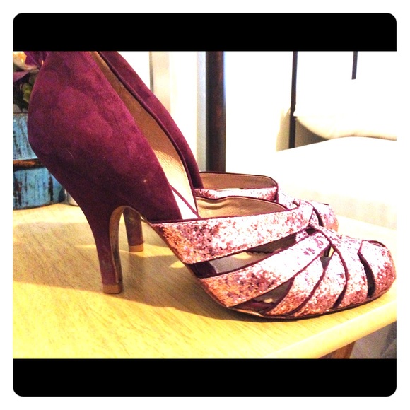 Beautiful heels!