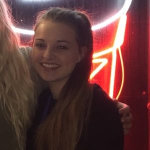 Meet your Posher, Mallory