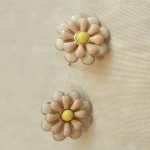 Flower earrings