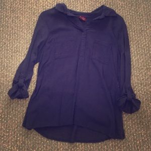 3/4 length navy shirt