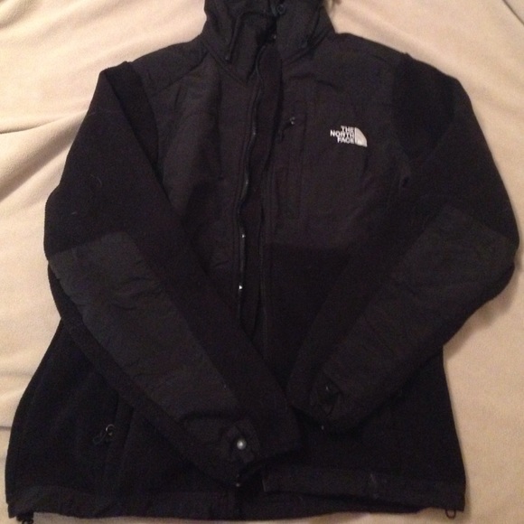 Adult small North face black jacket with hood