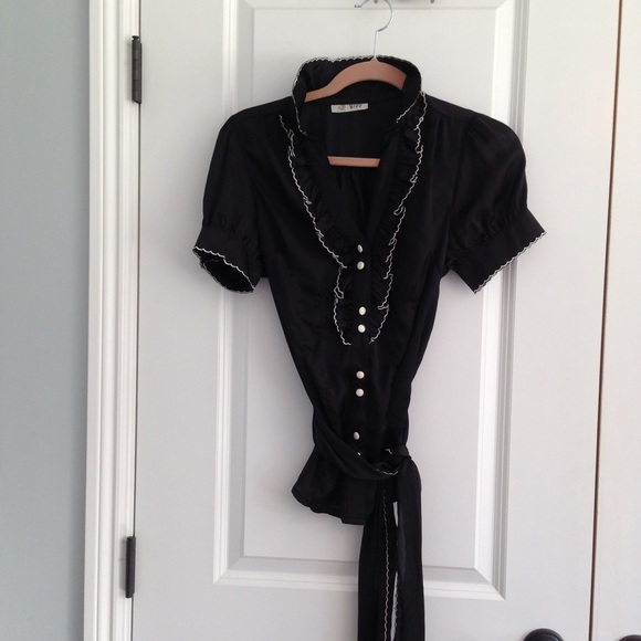 Button down blouse - Picture 2 of 3