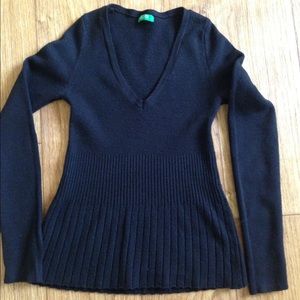 Benetton v neck sweater
