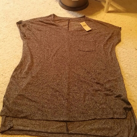 American eagle XS short sleeve v-neck