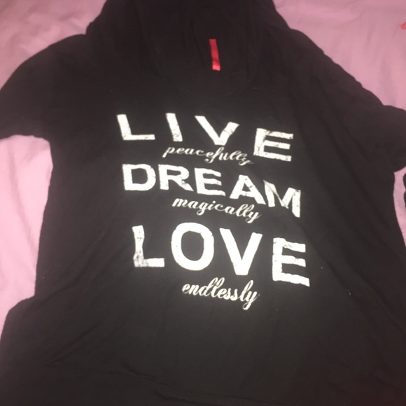 Long sleeve hooded tee shirt