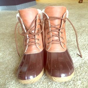 Adriana New York shearling lined duck boots