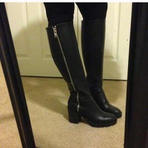 Black leather boots outside zipper 15"