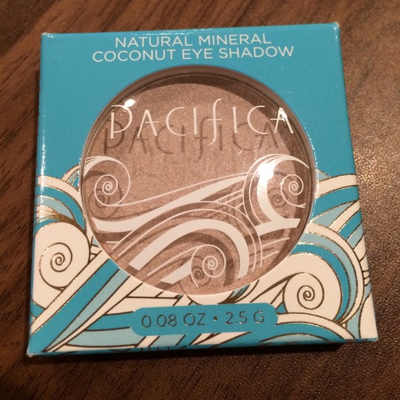 Pacifica Natural Mineral Coconut Eyeshadow
